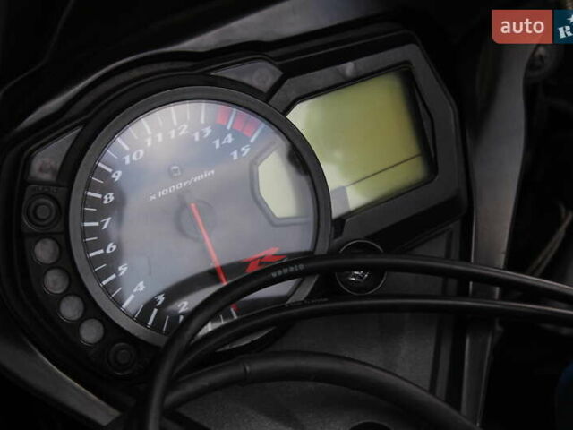 Синий Сузуки GSX-R 1000, объемом двигателя 1 л и пробегом 23 тыс. км за 8500 $, фото 9 на Automoto.ua