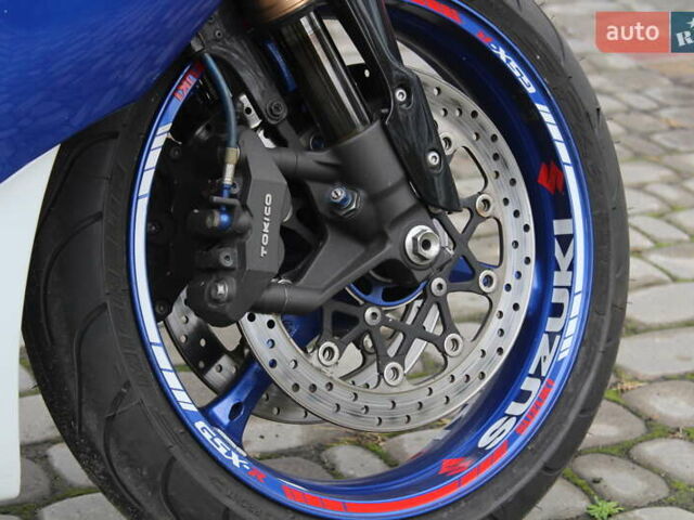 Синий Сузуки GSX-R 1000, объемом двигателя 1 л и пробегом 23 тыс. км за 8500 $, фото 13 на Automoto.ua