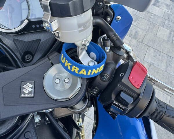 Синій Сузукі GSX-R 1000, об'ємом двигуна 1 л та пробігом 16 тис. км за 13300 $, фото 18 на Automoto.ua