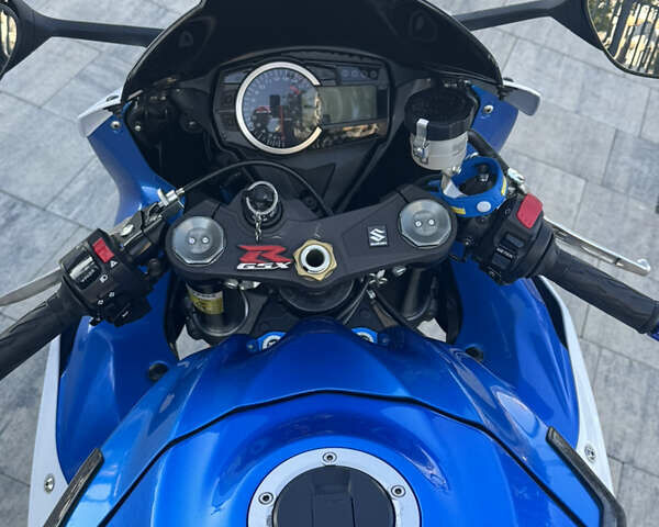 Синій Сузукі GSX-R 1000, об'ємом двигуна 1 л та пробігом 16 тис. км за 13300 $, фото 6 на Automoto.ua