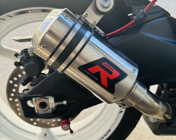 Белый Сузуки GSX-R 600, объемом двигателя 0 л и пробегом 14 тыс. км за 10500 $, фото 10 на Automoto.ua