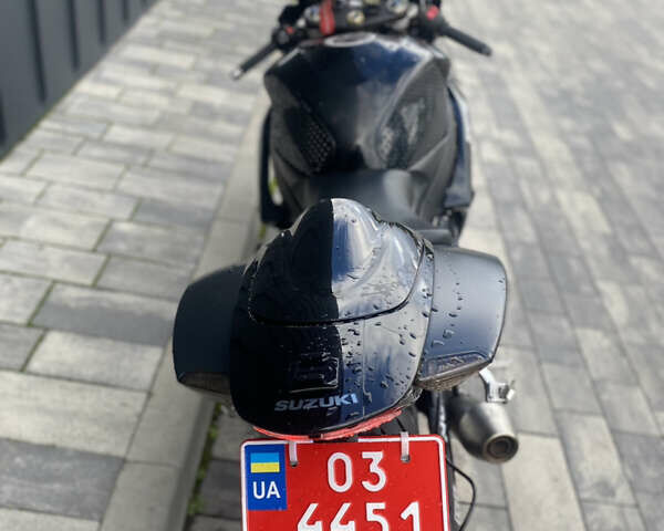 Черный Сузуки GSX-R 600, объемом двигателя 0.6 л и пробегом 25 тыс. км за 6600 $, фото 7 на Automoto.ua