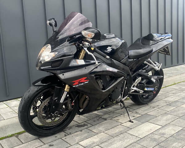 Черный Сузуки GSX-R 600, объемом двигателя 0.6 л и пробегом 25 тыс. км за 6600 $, фото 5 на Automoto.ua