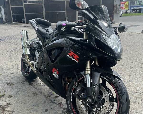Черный Сузуки GSX-R 600, объемом двигателя 0.6 л и пробегом 38 тыс. км за 6700 $, фото 2 на Automoto.ua