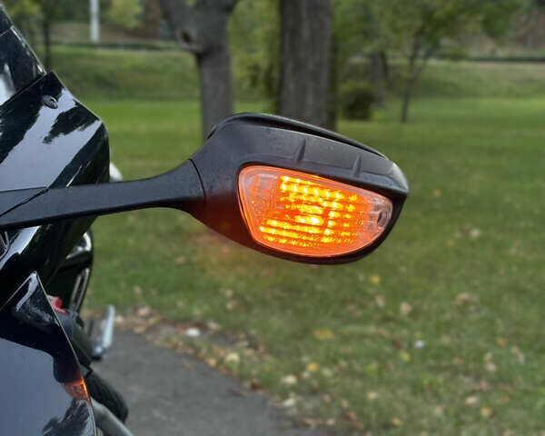 Черный Сузуки GSX-R 600, объемом двигателя 0.6 л и пробегом 24 тыс. км за 7500 $, фото 12 на Automoto.ua