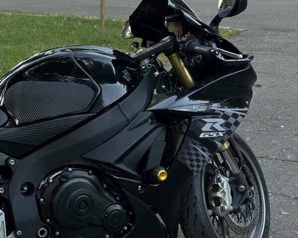 Черный Сузуки GSX-R 600, объемом двигателя 0.6 л и пробегом 24 тыс. км за 7500 $, фото 13 на Automoto.ua