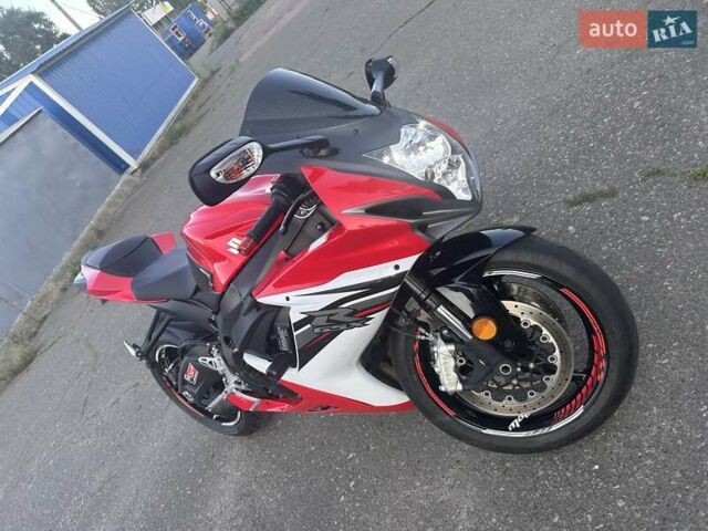 Красный Сузуки GSX-R 600, объемом двигателя 0.6 л и пробегом 33 тыс. км за 10200 $, фото 16 на Automoto.ua