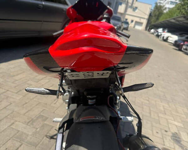 Красный Сузуки GSX-R 600, объемом двигателя 0.6 л и пробегом 14 тыс. км за 4000 $, фото 13 на Automoto.ua