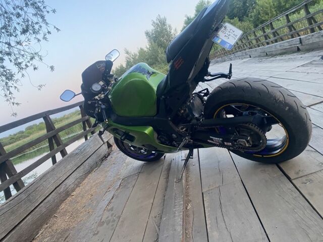 Сузуки GSX-R 600, объемом двигателя 0.6 л и пробегом 0 тыс. км за 4500 $, фото 4 на Automoto.ua