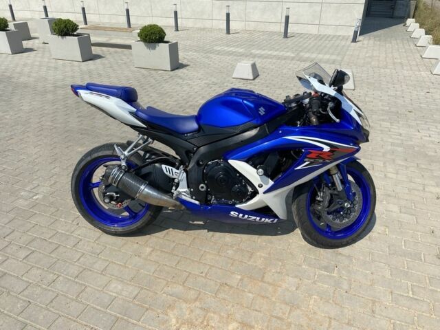 Сузуки GSX-R 600, объемом двигателя 0.6 л и пробегом 0 тыс. км за 8300 $, фото 4 на Automoto.ua