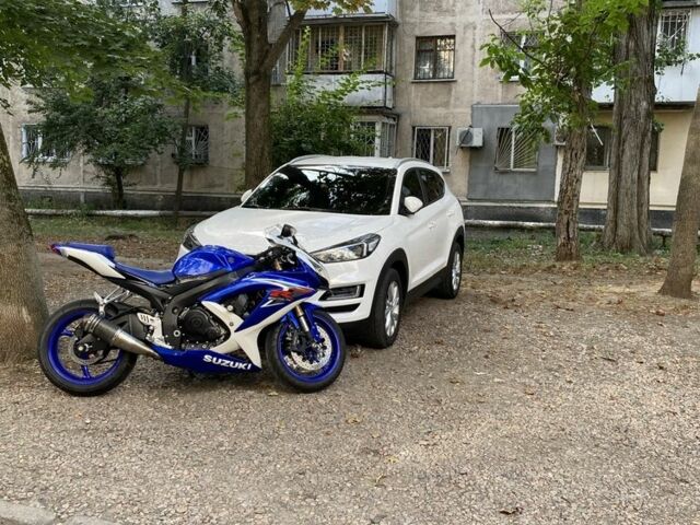 Сузуки GSX-R 600, объемом двигателя 0.6 л и пробегом 0 тыс. км за 8300 $, фото 6 на Automoto.ua