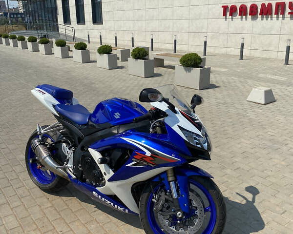 Сузуки GSX-R 600, объемом двигателя 0.6 л и пробегом 25 тыс. км за 8300 $, фото 6 на Automoto.ua