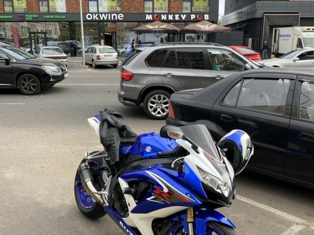 Сузуки GSX-R 600, объемом двигателя 0.6 л и пробегом 0 тыс. км за 8300 $, фото 1 на Automoto.ua