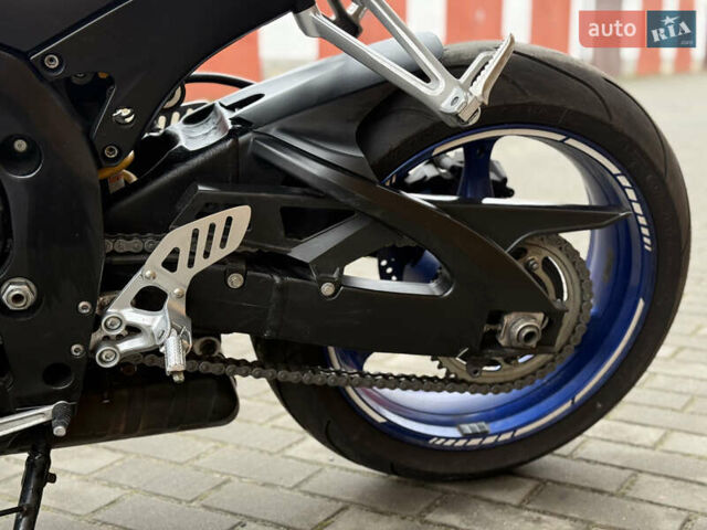 Сузуки GSX-R 600, объемом двигателя 0.6 л и пробегом 36 тыс. км за 6300 $, фото 9 на Automoto.ua