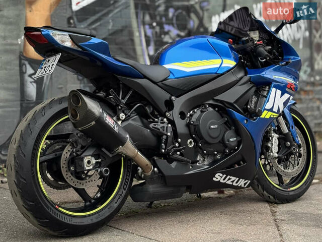 Сузуки GSX-R 600, объемом двигателя 0 л и пробегом 11 тыс. км за 11500 $, фото 2 на Automoto.ua