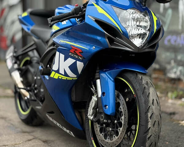 Сузуки GSX-R 600, объемом двигателя 0 л и пробегом 11 тыс. км за 11500 $, фото 1 на Automoto.ua