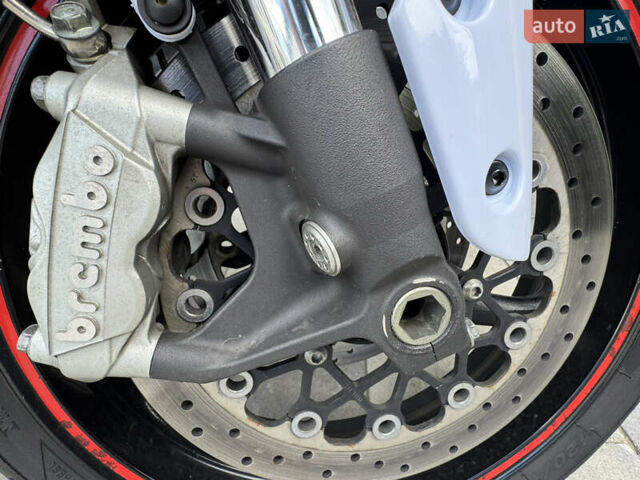 Сузуки GSX-R 600, объемом двигателя 0.6 л и пробегом 30 тыс. км за 9500 $, фото 9 на Automoto.ua