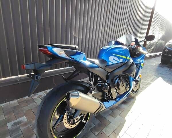 Сузуки GSX-R 600, объемом двигателя 0.6 л и пробегом 8 тыс. км за 11500 $, фото 7 на Automoto.ua