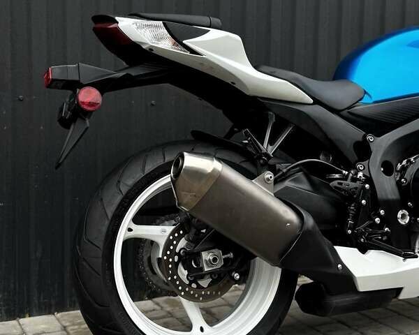 Сузуки GSX-R 600, объемом двигателя 0.6 л и пробегом 26 тыс. км за 9500 $, фото 6 на Automoto.ua