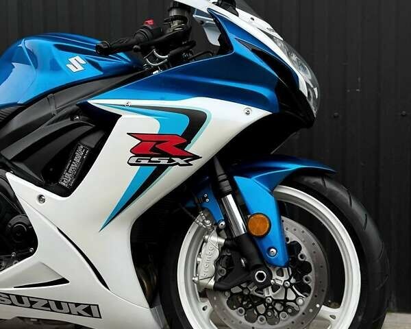Сузуки GSX-R 600, объемом двигателя 0.6 л и пробегом 26 тыс. км за 9500 $, фото 7 на Automoto.ua