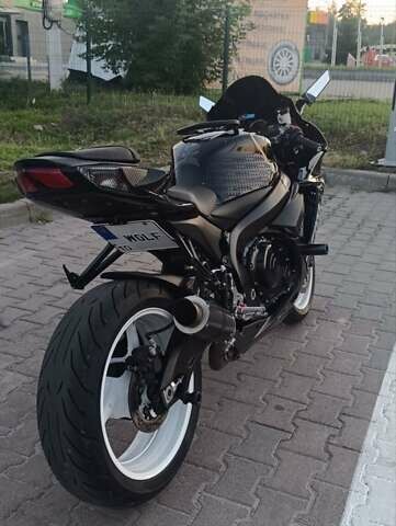 Сузукі GSX-R 600, об'ємом двигуна 0 л та пробігом 12 тис. км за 13900 $, фото 8 на Automoto.ua
