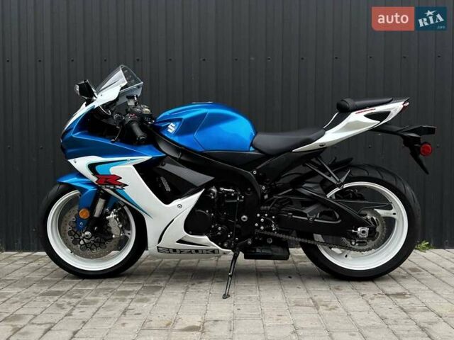 Сузуки GSX-R 600, объемом двигателя 0.6 л и пробегом 26 тыс. км за 9500 $, фото 4 на Automoto.ua