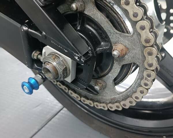 Синий Сузуки GSX-R 600, объемом двигателя 0 л и пробегом 28 тыс. км за 6400 $, фото 14 на Automoto.ua