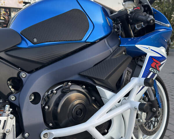 Синій Сузукі GSX-R 600, об'ємом двигуна 0.6 л та пробігом 23 тис. км за 10000 $, фото 2 на Automoto.ua