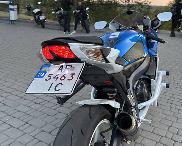 Синій Сузукі GSX-R 600, об'ємом двигуна 0.6 л та пробігом 23 тис. км за 10000 $, фото 8 на Automoto.ua