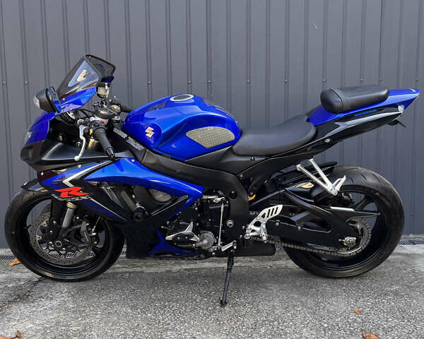 Синій Сузукі GSX-R 600, об'ємом двигуна 0.6 л та пробігом 29 тис. км за 9200 $, фото 10 на Automoto.ua