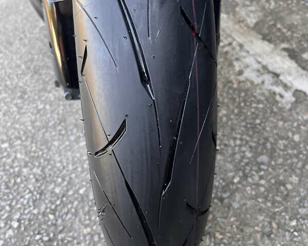 Синій Сузукі GSX-R 600, об'ємом двигуна 0.6 л та пробігом 29 тис. км за 8600 $, фото 16 на Automoto.ua