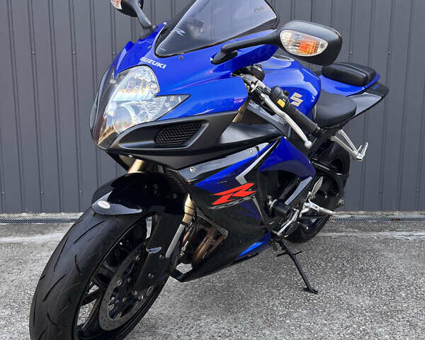 Синій Сузукі GSX-R 600, об'ємом двигуна 0.6 л та пробігом 29 тис. км за 8600 $, фото 17 на Automoto.ua