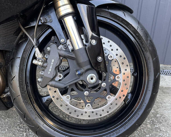 Синій Сузукі GSX-R 600, об'ємом двигуна 0.6 л та пробігом 29 тис. км за 9200 $, фото 12 на Automoto.ua