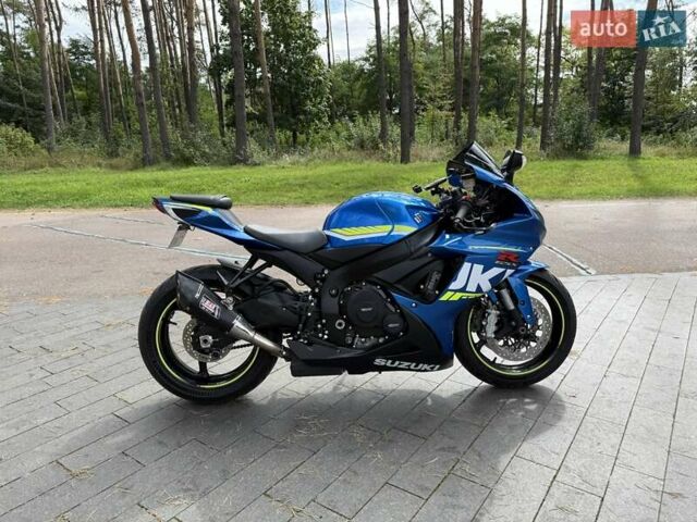 Синий Сузуки GSX-R 600, объемом двигателя 0.6 л и пробегом 9 тыс. км за 10900 $, фото 1 на Automoto.ua
