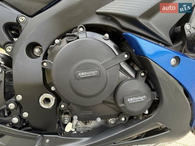 Синий Сузуки GSX-R 600, объемом двигателя 0.6 л и пробегом 9 тыс. км за 10900 $, фото 30 на Automoto.ua
