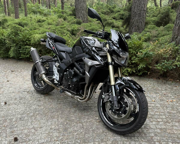 Черный Сузуки GSX-R 750, объемом двигателя 0.75 л и пробегом 28 тыс. км за 7450 $, фото 9 на Automoto.ua