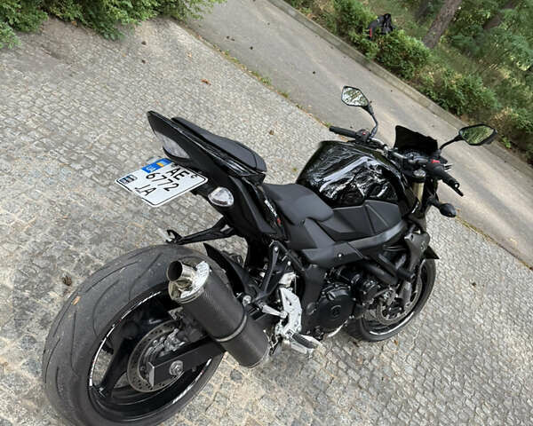 Черный Сузуки GSX-R 750, объемом двигателя 0.75 л и пробегом 28 тыс. км за 7450 $, фото 3 на Automoto.ua