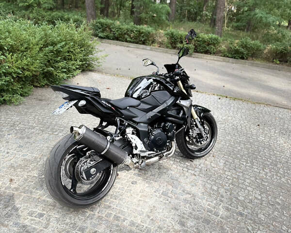 Черный Сузуки GSX-R 750, объемом двигателя 0.75 л и пробегом 28 тыс. км за 7450 $, фото 2 на Automoto.ua