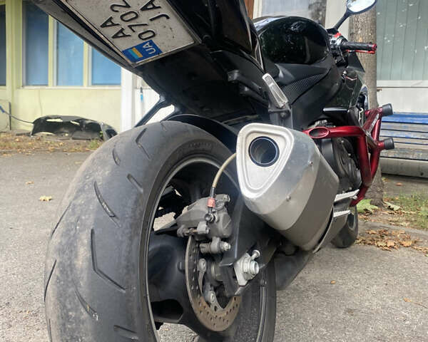 Черный Сузуки GSX-R 750, объемом двигателя 0.75 л и пробегом 38 тыс. км за 7450 $, фото 7 на Automoto.ua