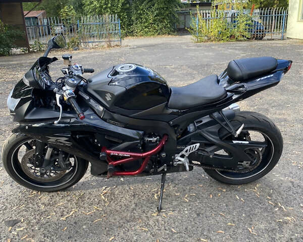 Черный Сузуки GSX-R 750, объемом двигателя 0.75 л и пробегом 38 тыс. км за 7450 $, фото 1 на Automoto.ua