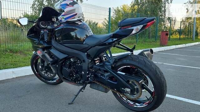 Черный Сузуки GSX-R 750, объемом двигателя 0 л и пробегом 5 тыс. км за 9500 $, фото 5 на Automoto.ua