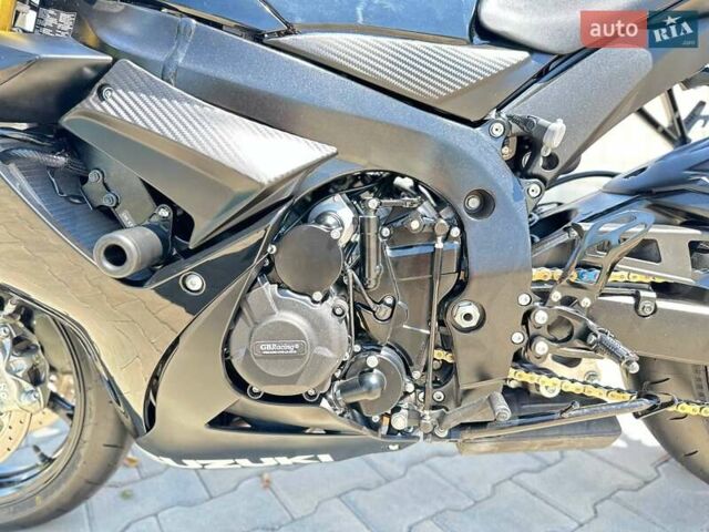 Черный Сузуки GSX-R 750, объемом двигателя 0 л и пробегом 2 тыс. км за 13800 $, фото 17 на Automoto.ua