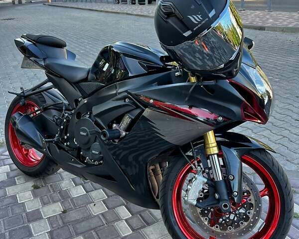 Сузуки GSX-R 750, объемом двигателя 0 л и пробегом 15 тыс. км за 8999 $, фото 1 на Automoto.ua