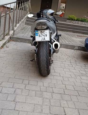 Сузуки GSX-R 750, объемом двигателя 0.75 л и пробегом 67 тыс. км за 4200 $, фото 7 на Automoto.ua