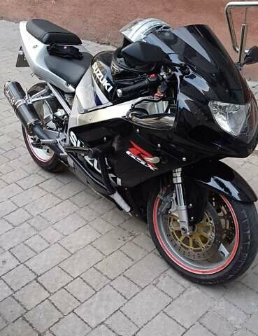 Сузуки GSX-R 750, объемом двигателя 0.75 л и пробегом 67 тыс. км за 4200 $, фото 3 на Automoto.ua