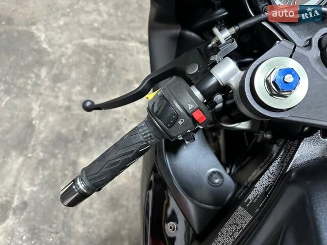 Сузуки GSX-R 750, объемом двигателя 0 л и пробегом 42 тыс. км за 7300 $, фото 6 на Automoto.ua