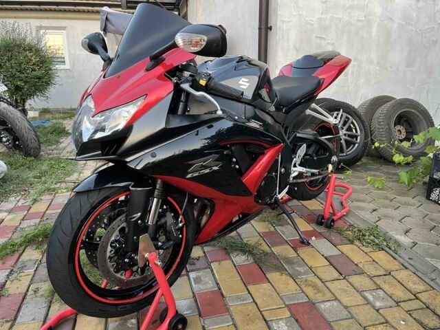 Сузукі GSX-R 750, об'ємом двигуна 0.75 л та пробігом 0 тис. км за 5500 $, фото 5 на Automoto.ua