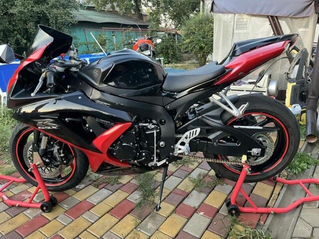 Сузукі GSX-R 750, об'ємом двигуна 0.75 л та пробігом 0 тис. км за 5500 $, фото 7 на Automoto.ua