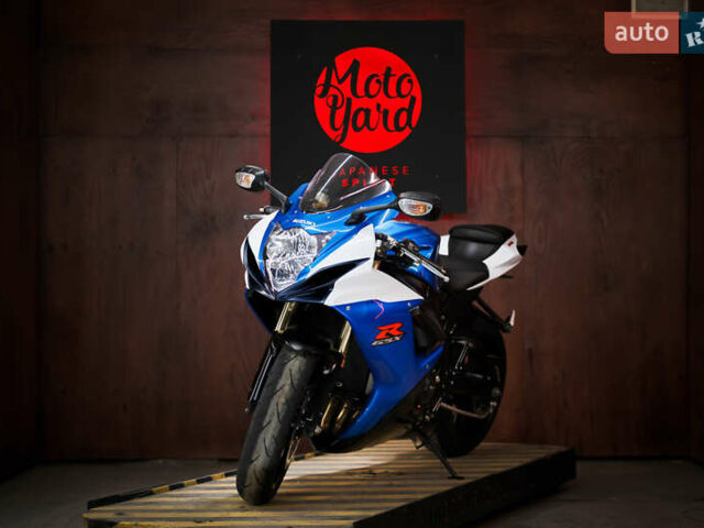 Сузуки GSX-R 750, объемом двигателя 0.75 л и пробегом 14 тыс. км за 11000 $, фото 2 на Automoto.ua