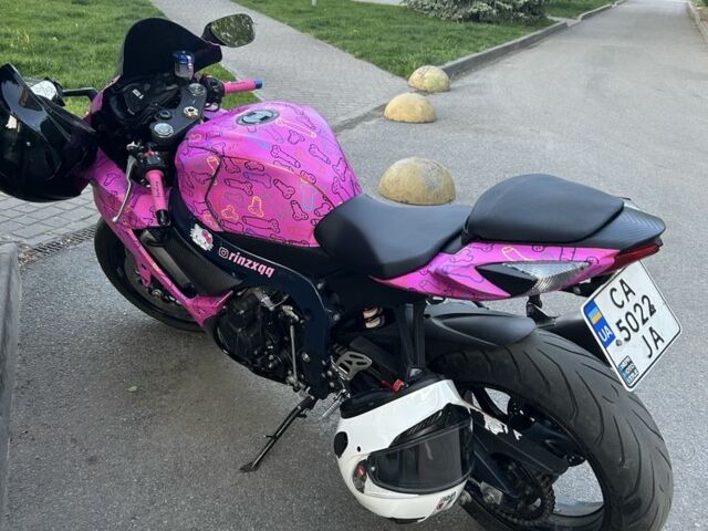 Сузуки GSX-R 750, объемом двигателя 75 л и пробегом 0 тыс. км за 10500 $, фото 3 на Automoto.ua